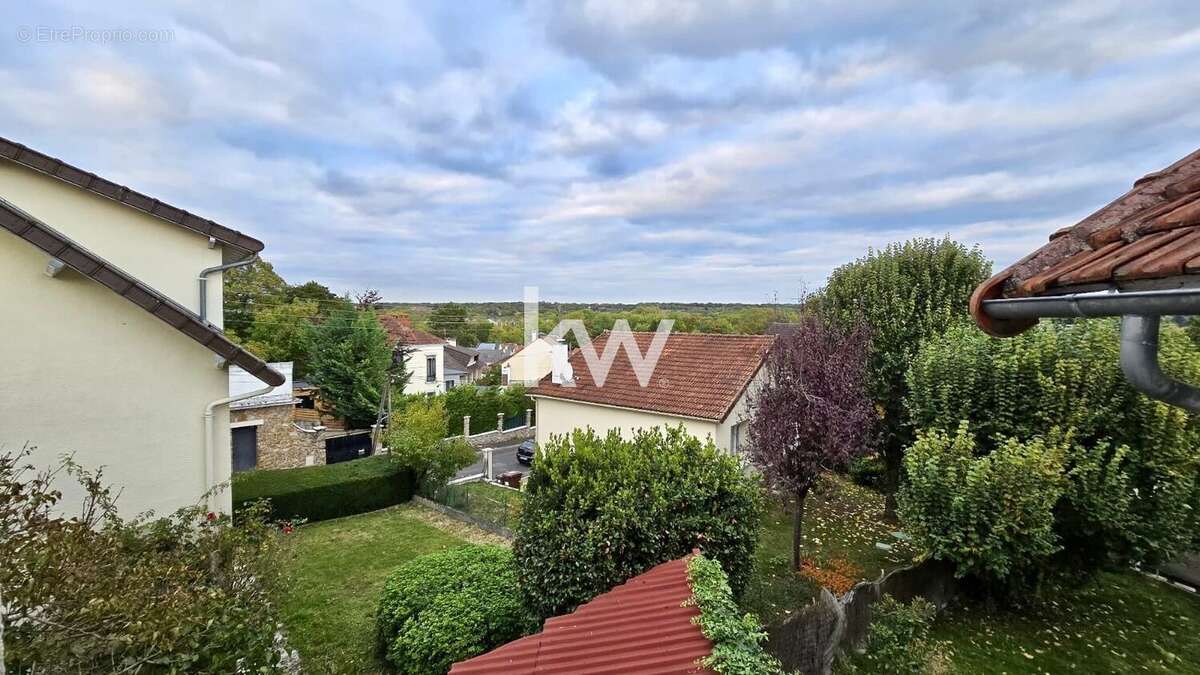 Maison à RIS-ORANGIS