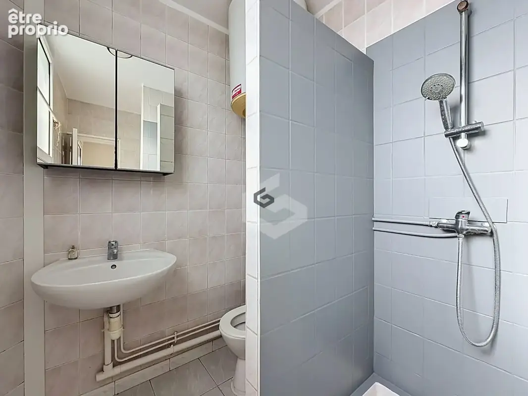 Appartement 45 m² à Reims  - photo 6