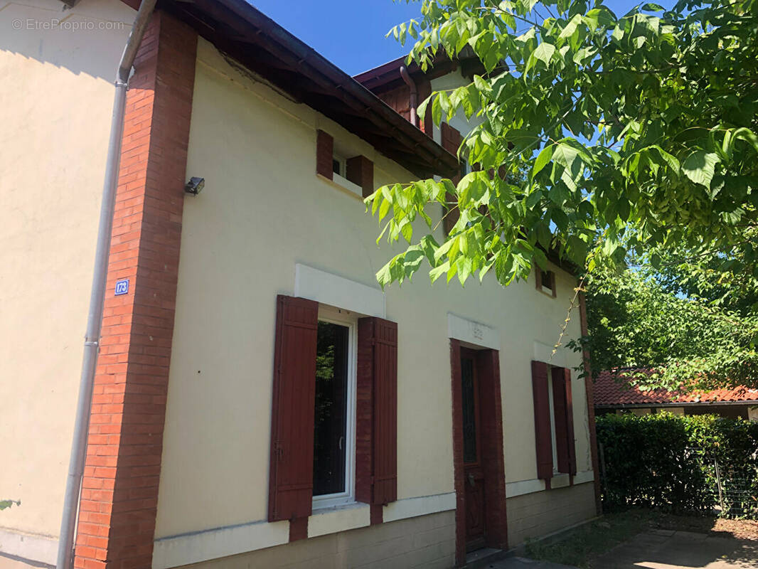 Maison à SABRES