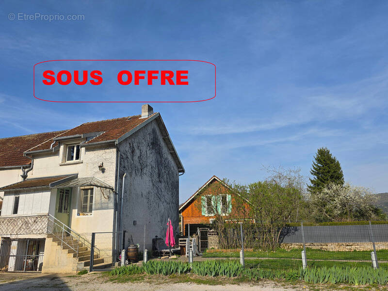 Maison à MESSANGES