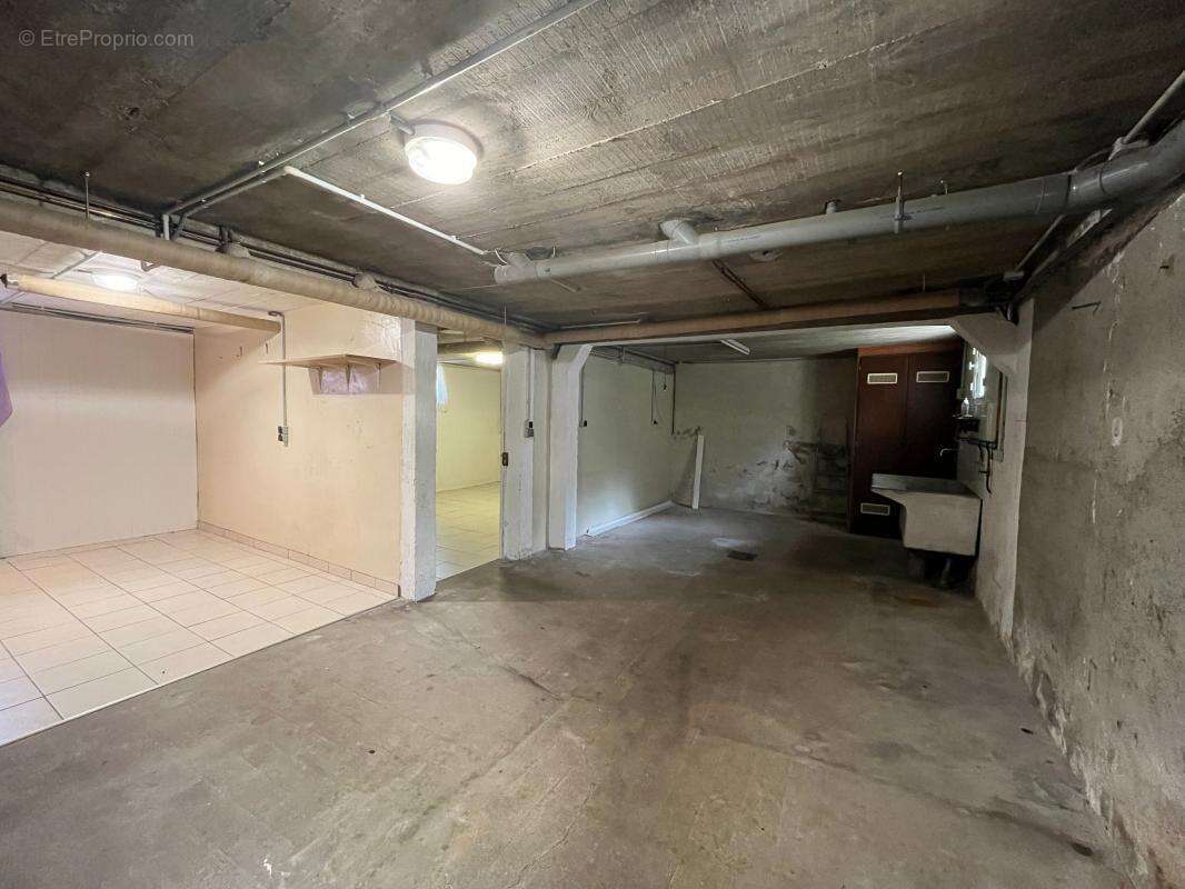 Maison à LA JONCHERE-SAINT-MAURICE