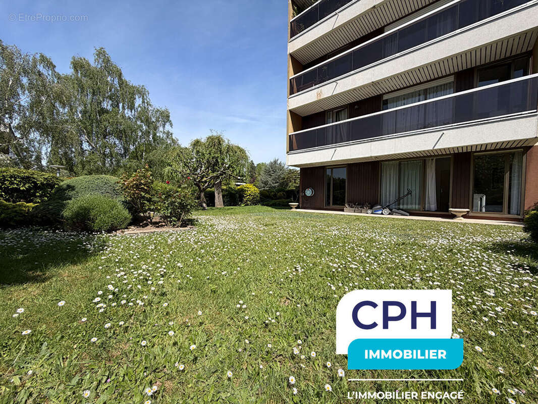 Appartement à LE CHESNAY