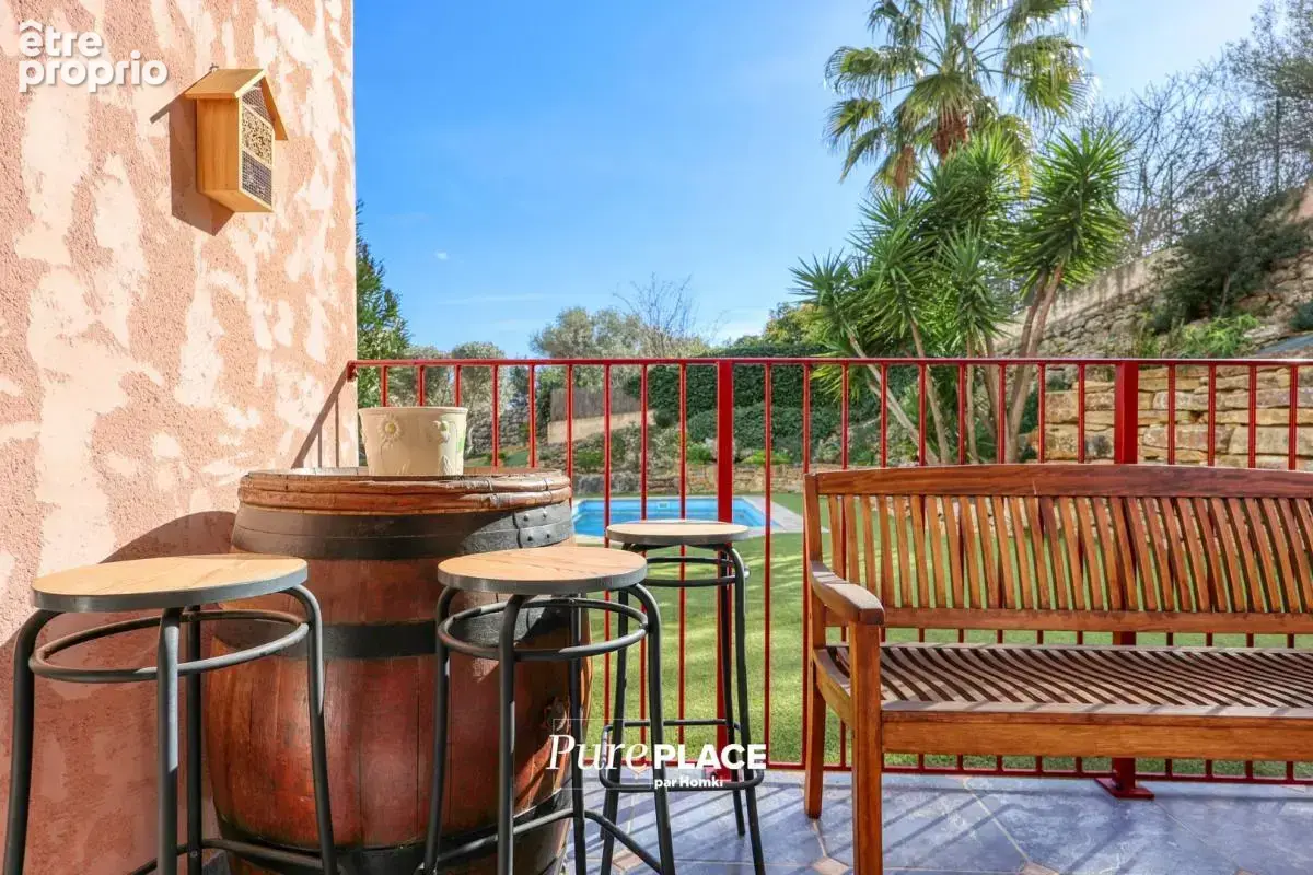 Maison/Villa T5 de 143 m² à La Cadière-d'Azur 83740 - photo 5