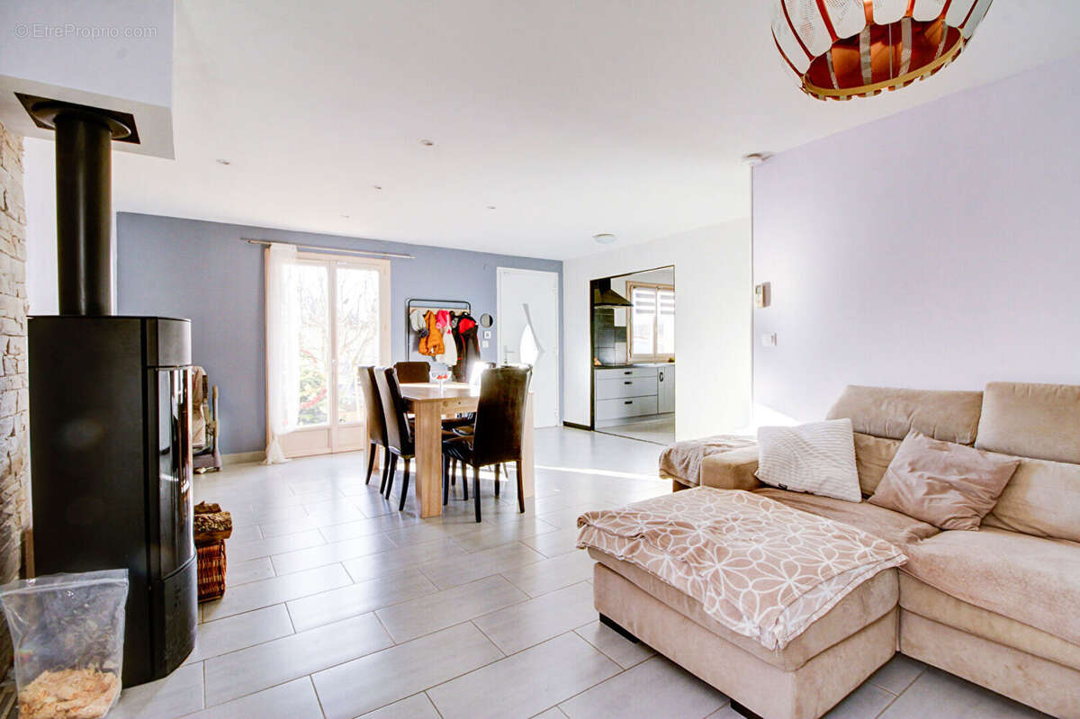 Maison à AMBERIEU-EN-BUGEY