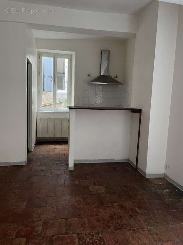 Maison à SAINT-HIPPOLYTE-DU-FORT