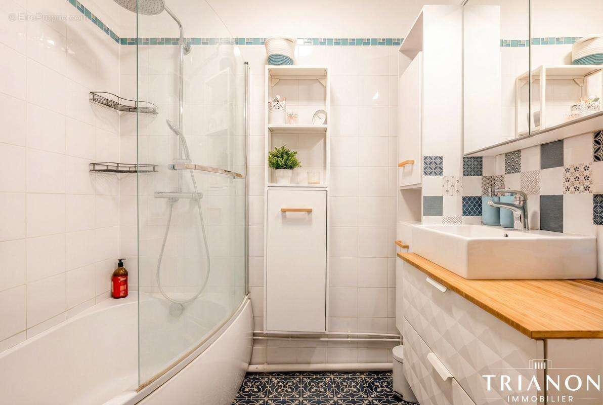 Appartement à SURESNES