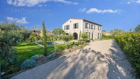 Maison à EYGALIERES