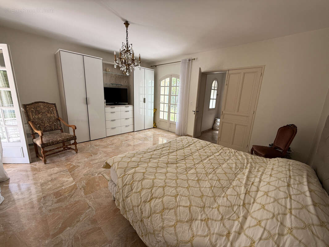 Maison à BOUILLARGUES
