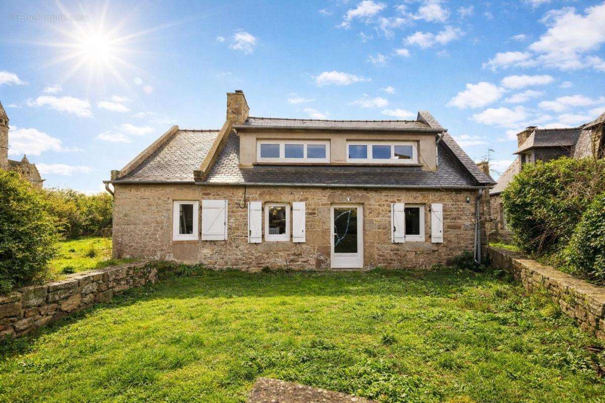 Maison à PLOUMILLIAU