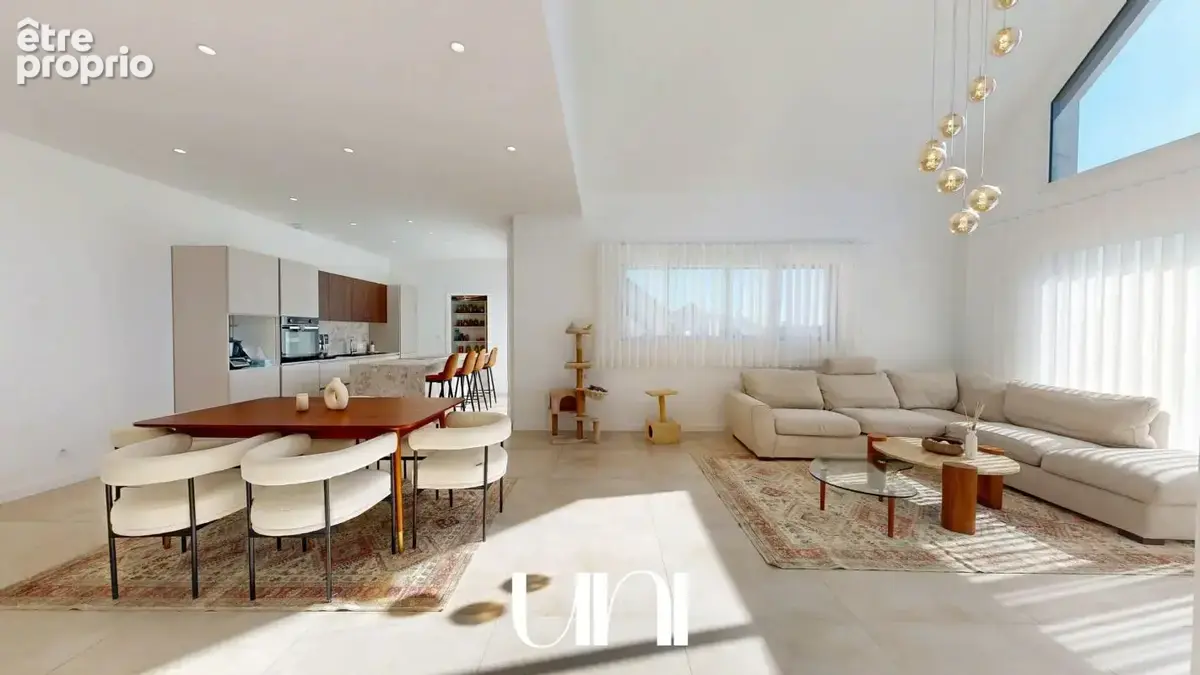 Maison 5 pièces de 135 m2 avec belle hauteur sous plafond - photo 8