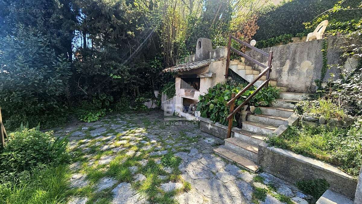 Appartement à VENCE