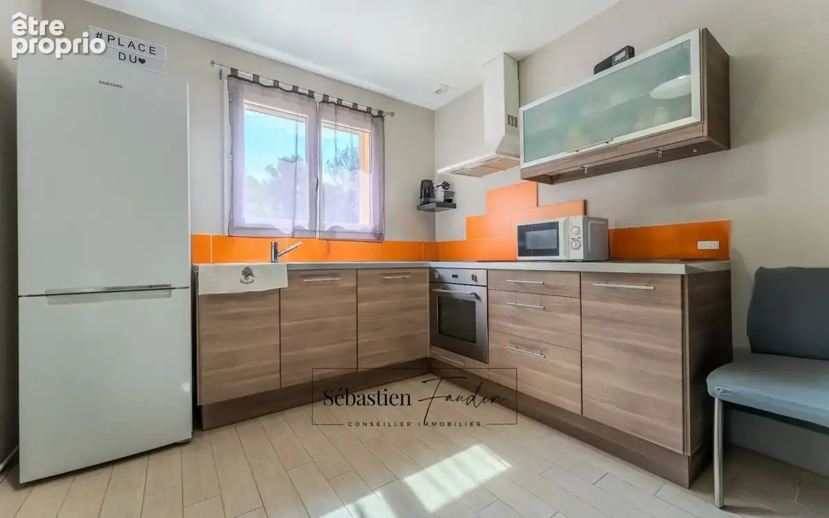 Domaine à vendre à Rousset à 15 minutes d'Aix-en-Provence - 8 000 m² - plusieurs logements - 262 m² habitables - calme absolu -  - photo 37