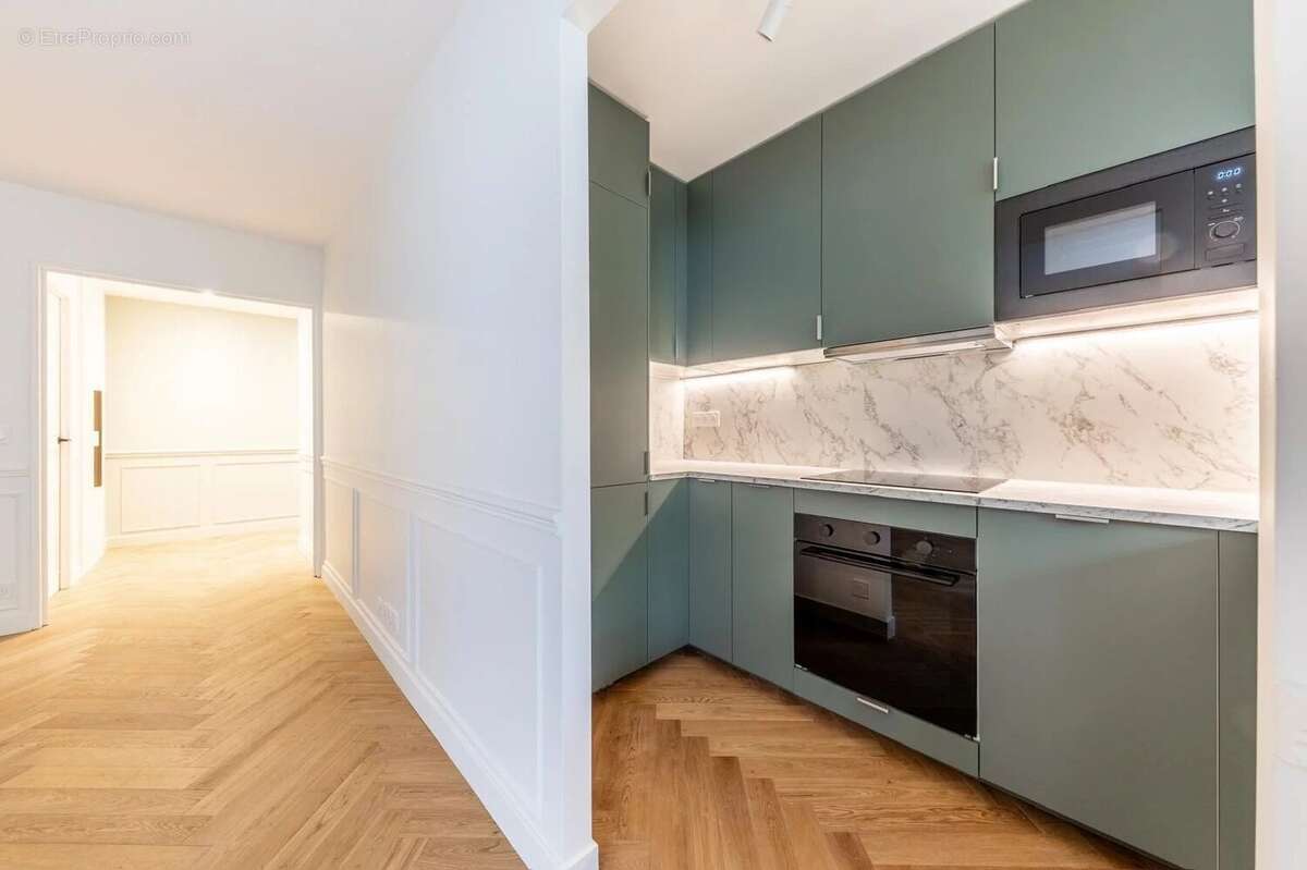 Appartement 49 m² à Paris-15e  - photo 9