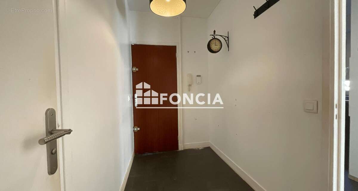 Appartement à CORBEIL-ESSONNES