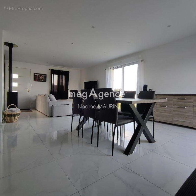 plain pied 85 m² 3 chambres terrain de 1850 m² - photo 6