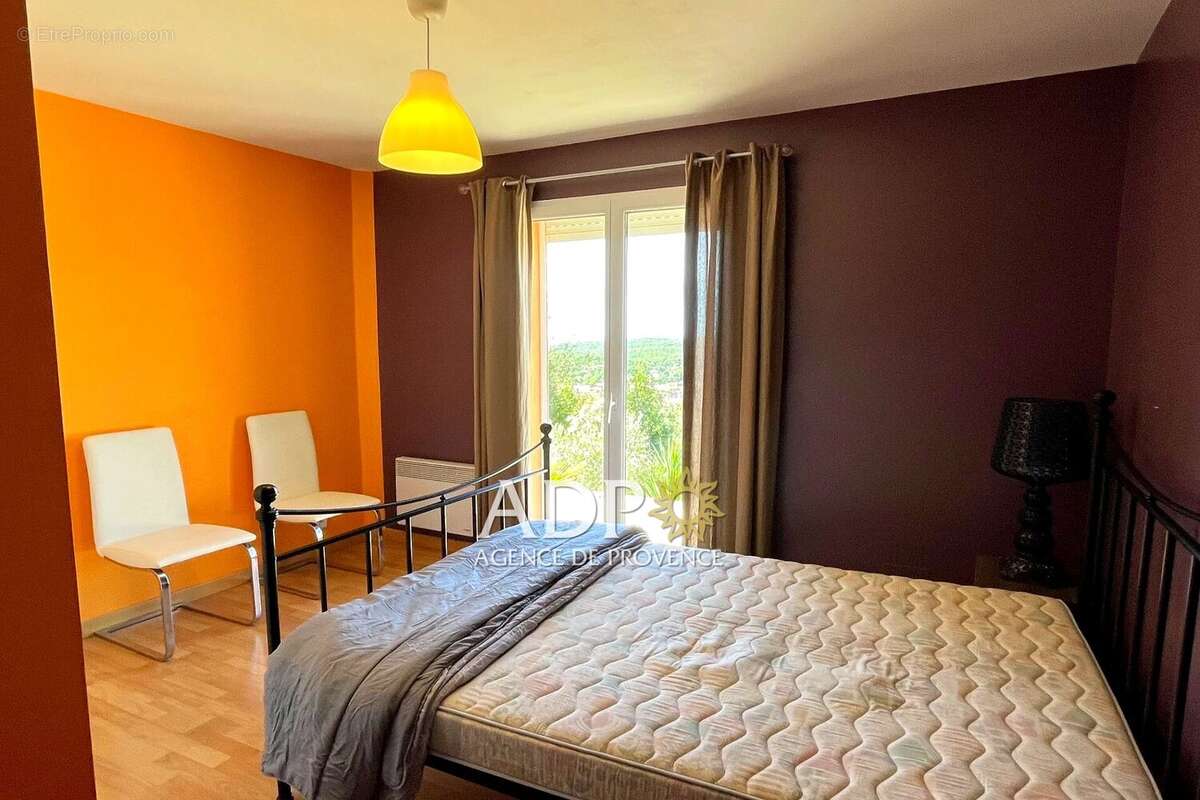 Maison à SAINT-VALLIER-DE-THIEY