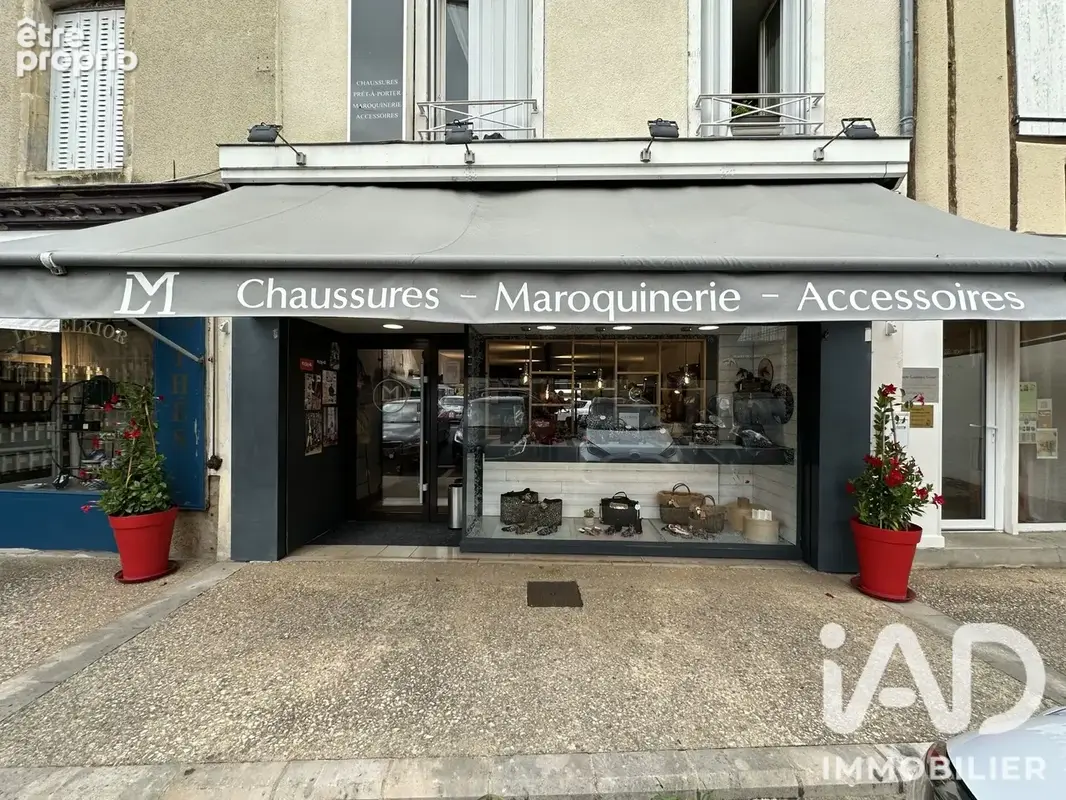Photo 1 - Commerce à SAINT-CERE