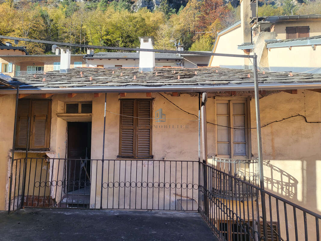 Autre à TENDE