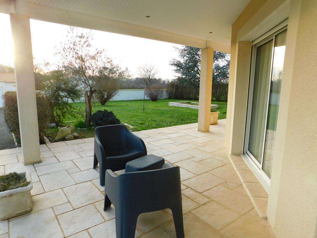 Maison à GAGEAC-ET-ROUILLAC