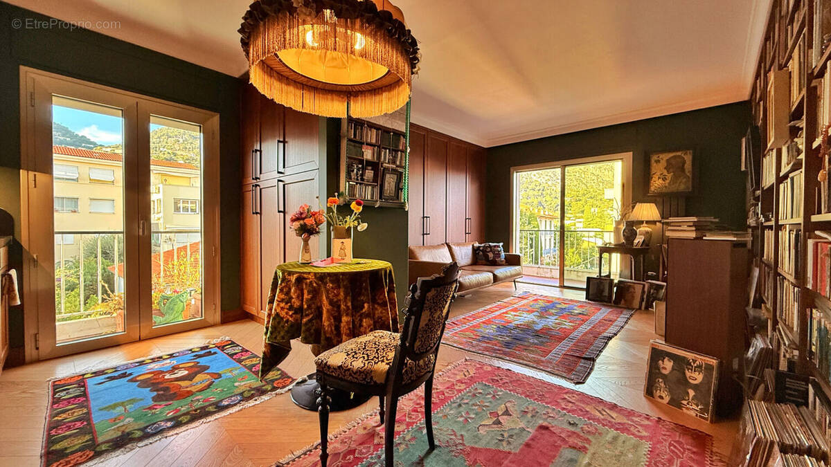 Appartement à BEAULIEU-SUR-MER