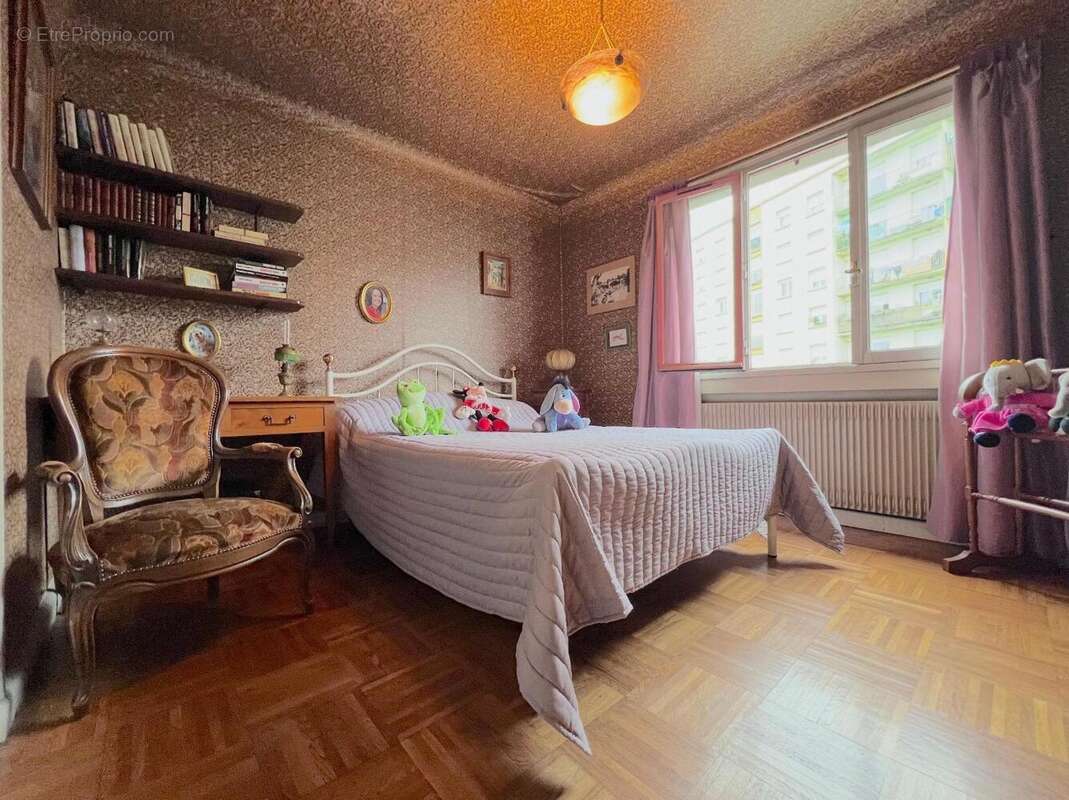 Appartement 77 m² à Decines-Charpieu  - photo 6