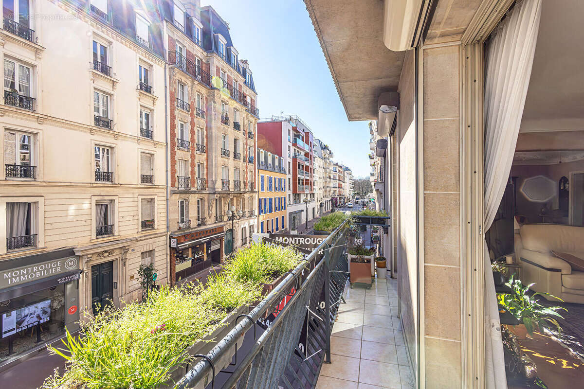 Appartement à MONTROUGE