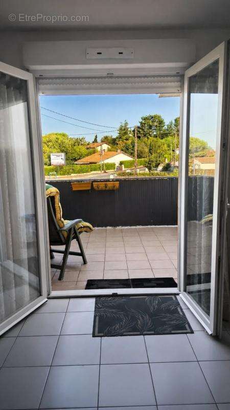 Appartement de 3 pièces de 57 m² à Royan (vendu meublé) - photo 3