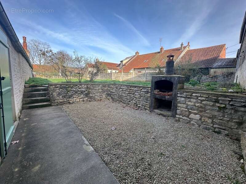 Maison à VENAREY-LES-LAUMES