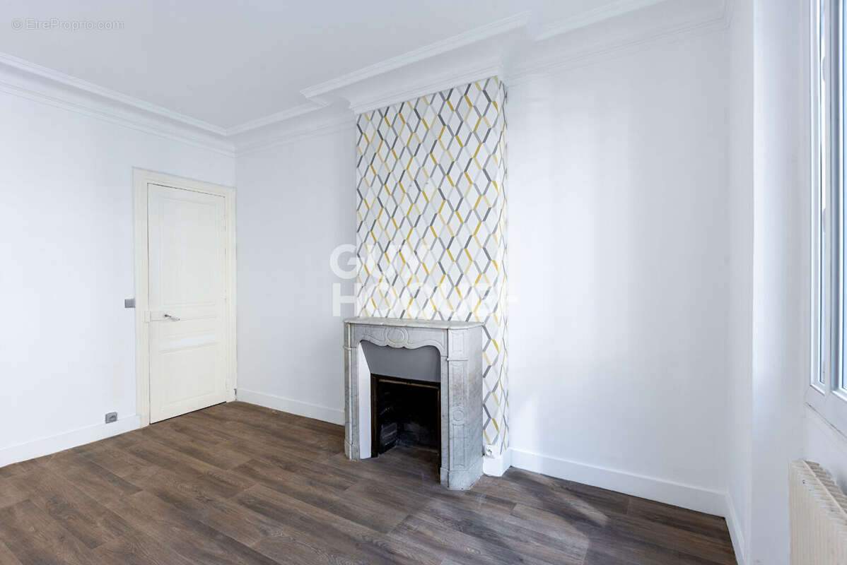 Appartement à PARIS-12E