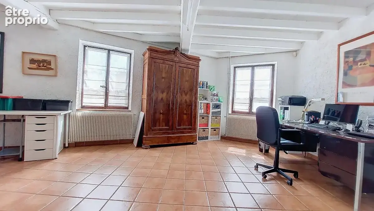 Maison - 5 Chambres - Cellier - Jardin - 2 Places de stationnement - Proche commodités - photo 20
