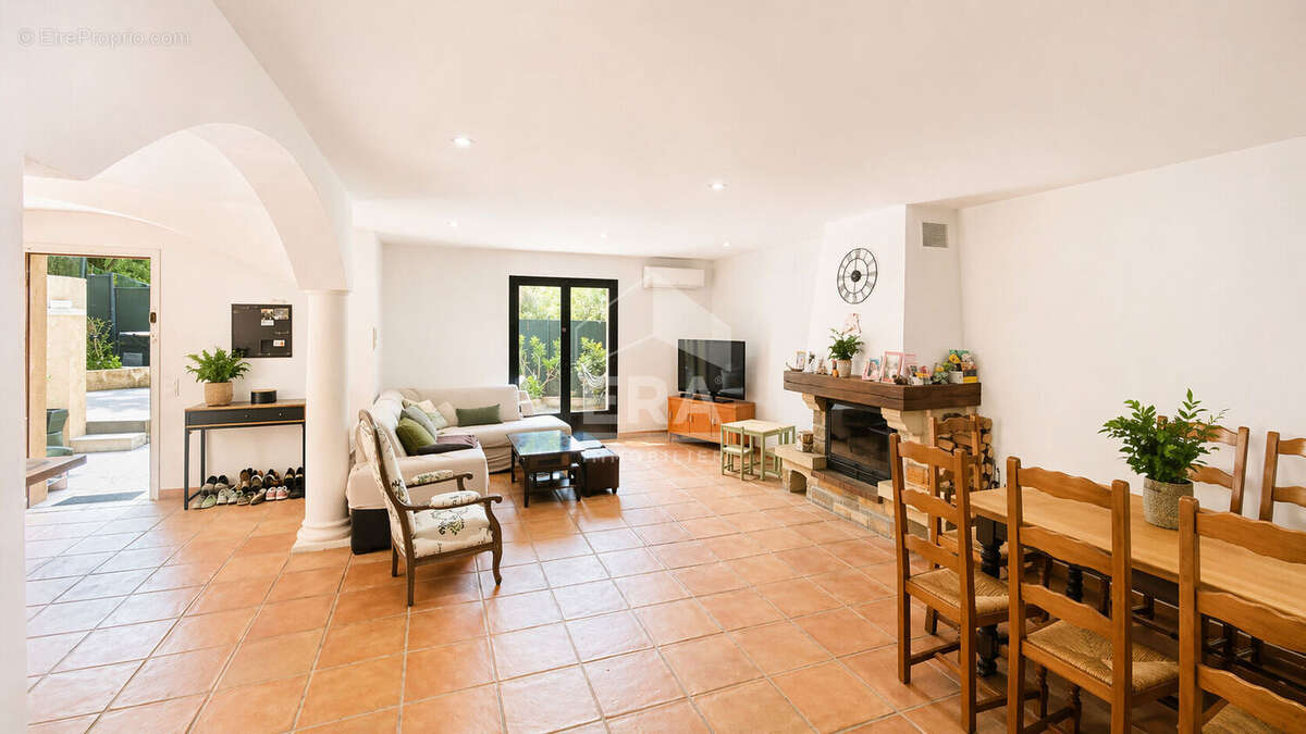 Appartement à LE CANNET