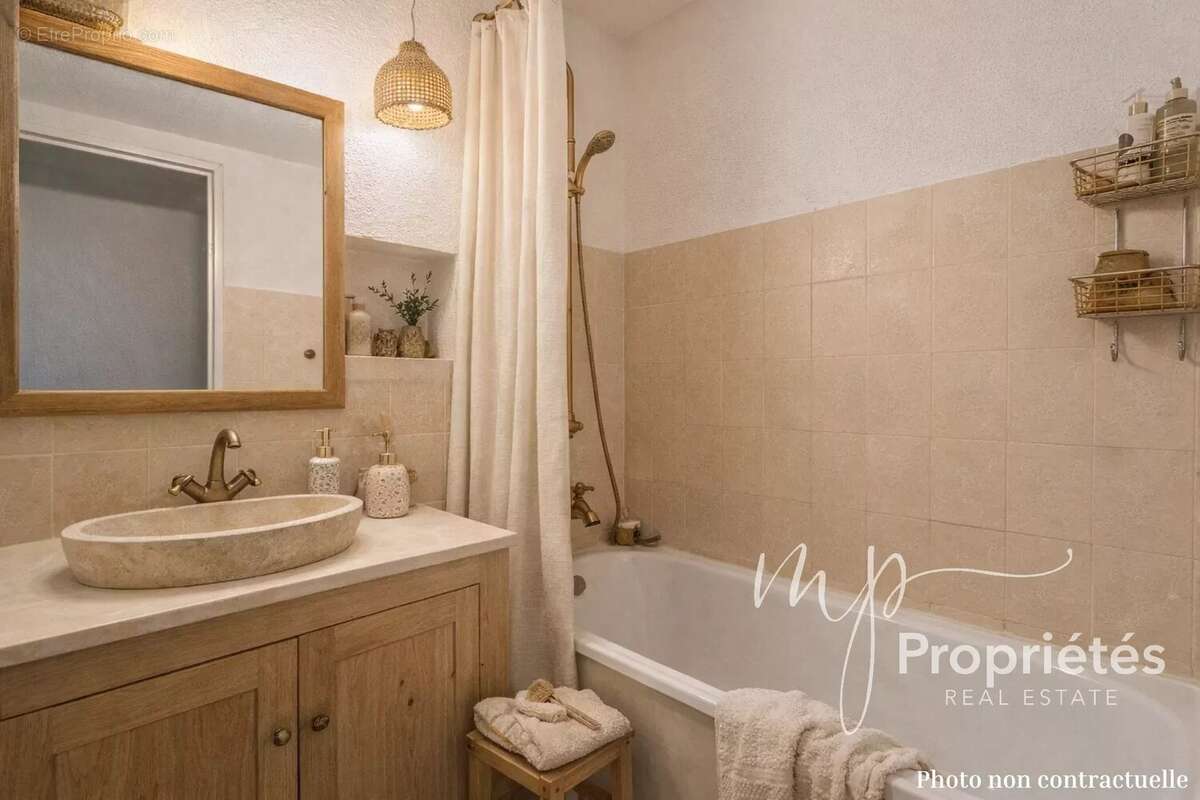 Appartement à RAYOL-CANADEL-SUR-MER