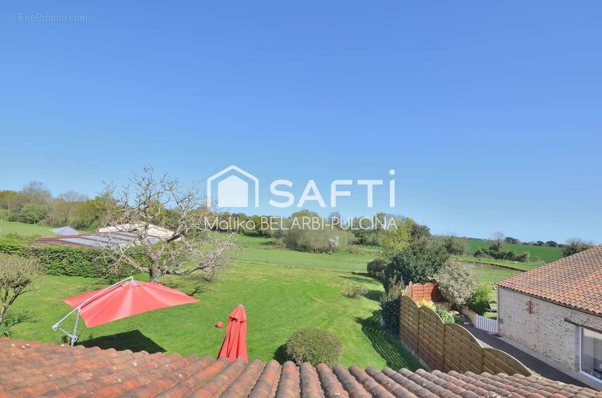 Photo 2 - Maison à SAINT-HILAIRE-LA-FORET