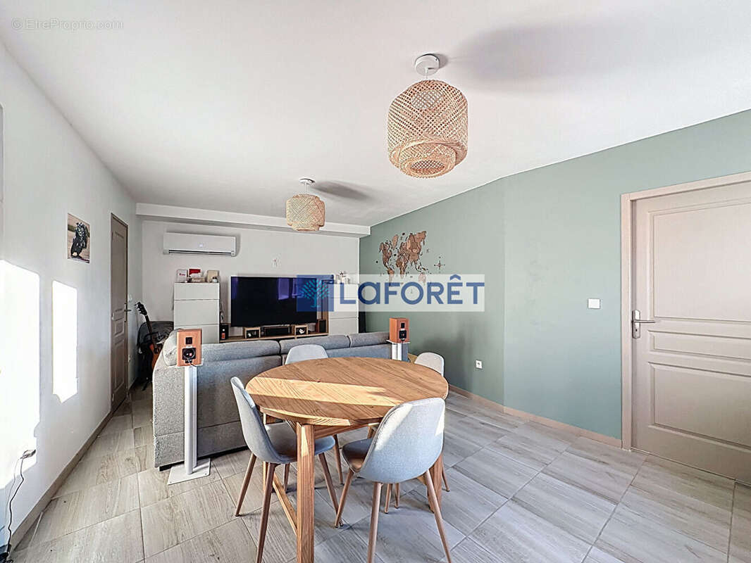 Appartement à ECLARON-BRAUCOURT-SAINTE-LIVIERE