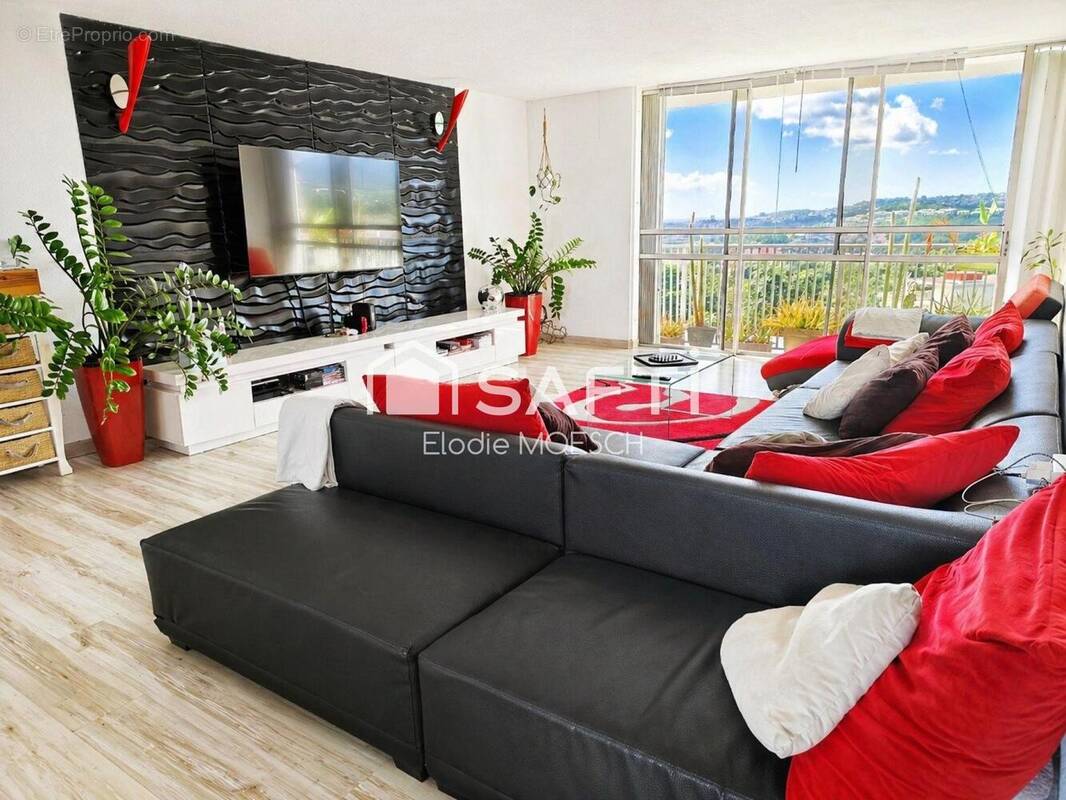 Photo 1 - Appartement à LE LAMENTIN