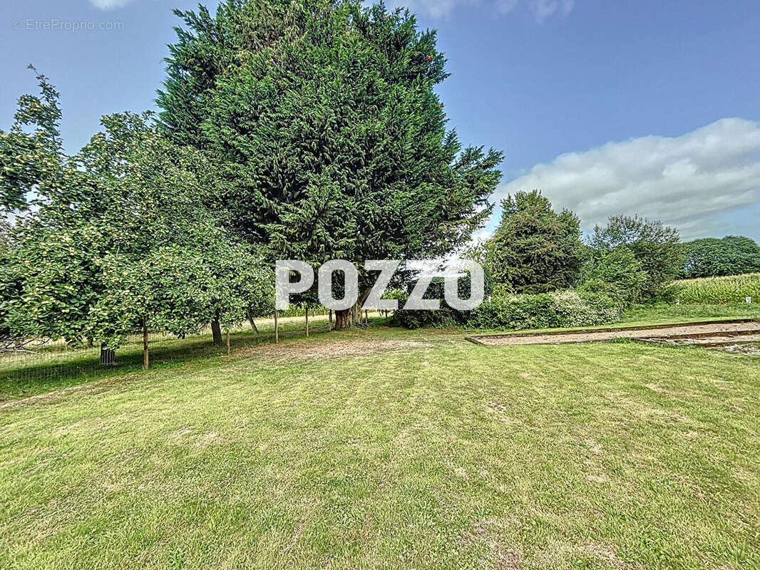 Maison à SAVIGNY-LE-VIEUX