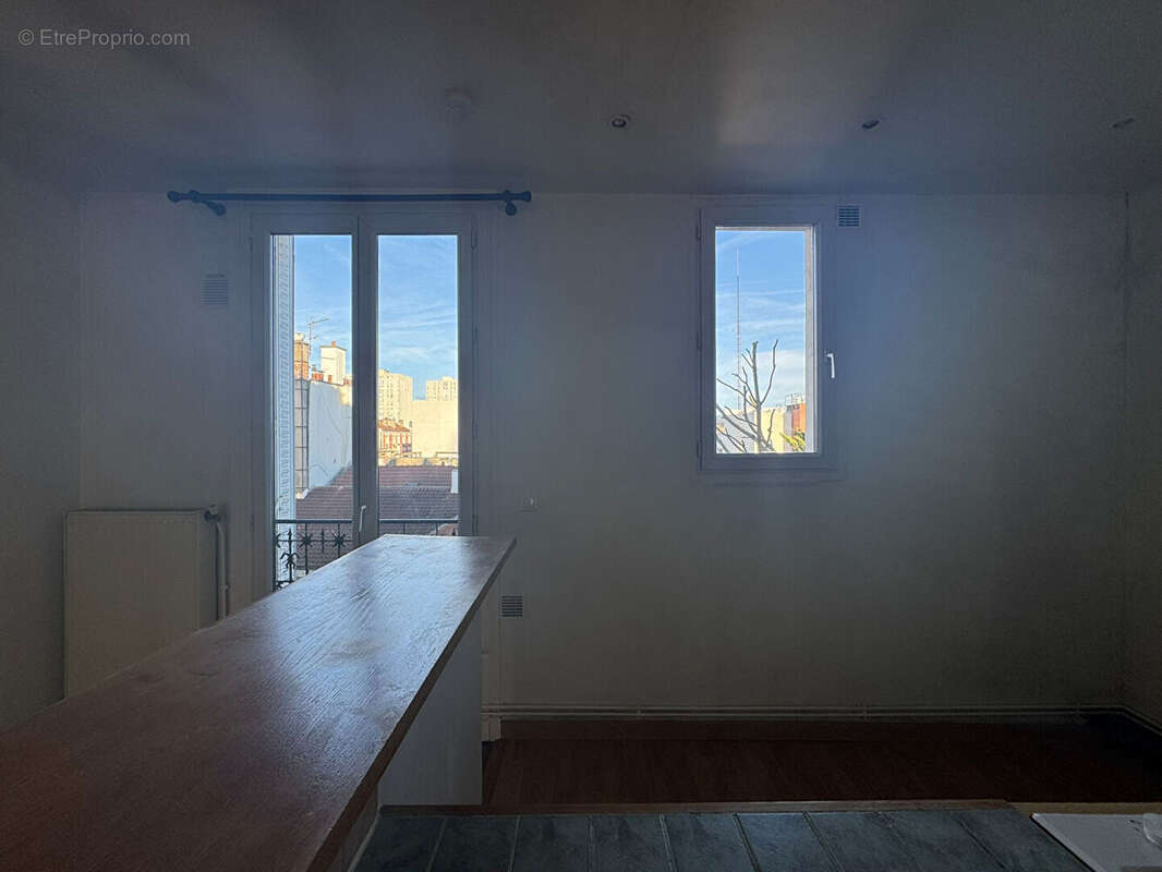 Appartement à AUBERVILLIERS