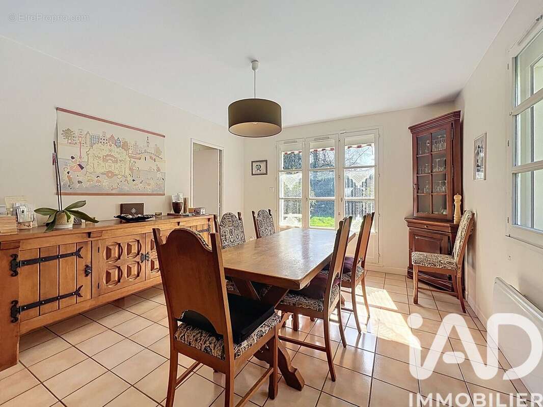 Photo 4 - Maison à VERRIERES-LE-BUISSON