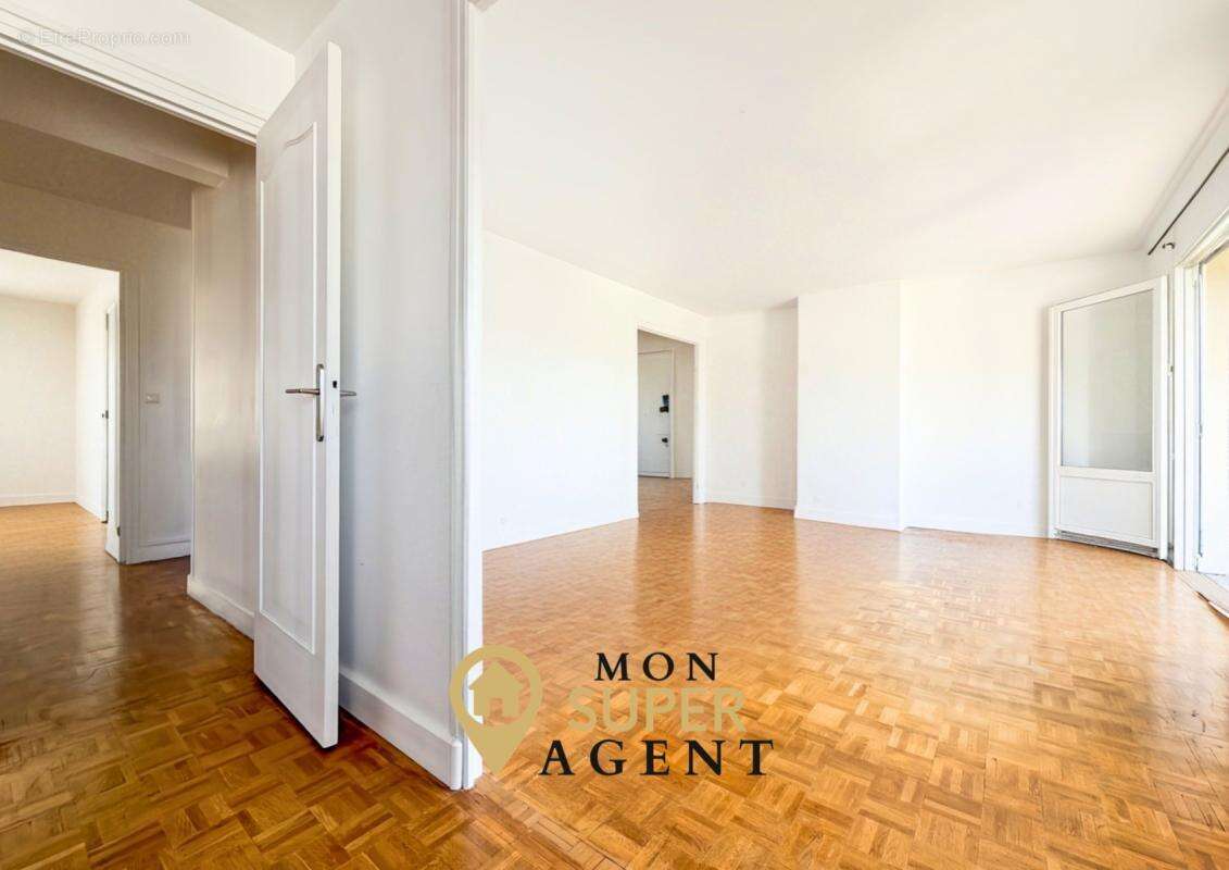Appartement à MELUN