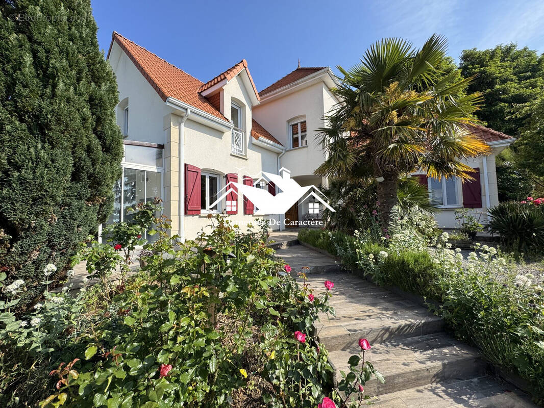 Maison à CONDETTE