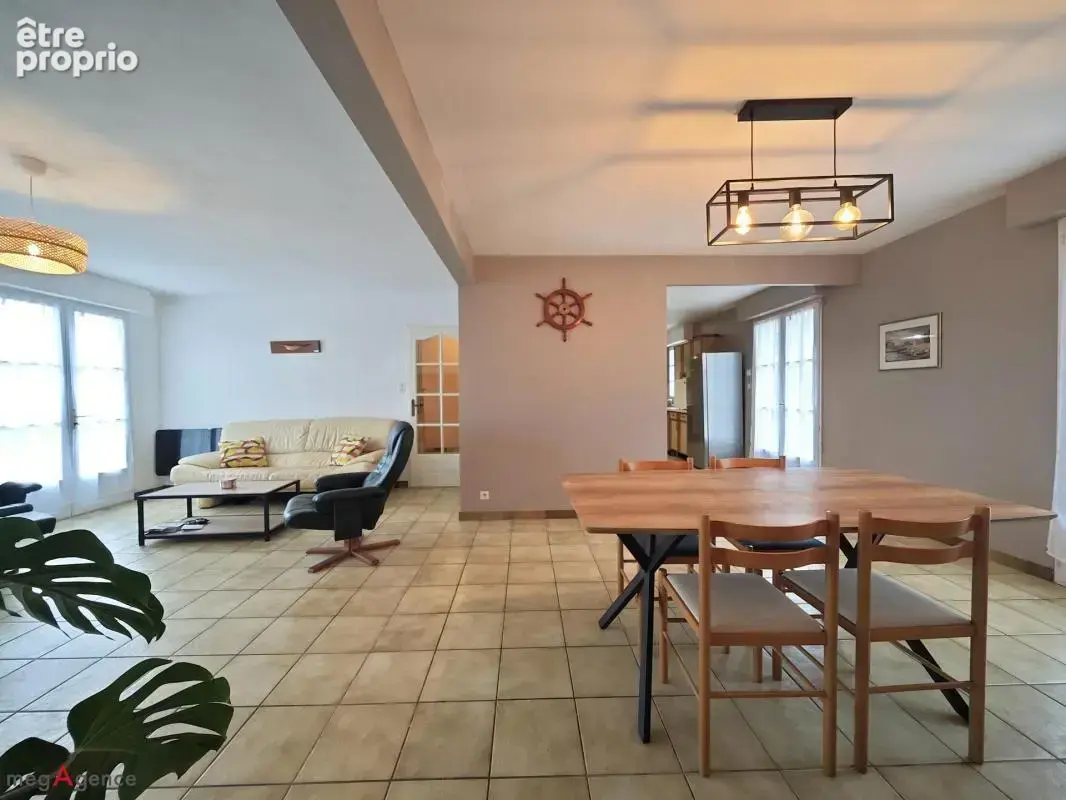 Maison 138 m² centre bourg - photo 5