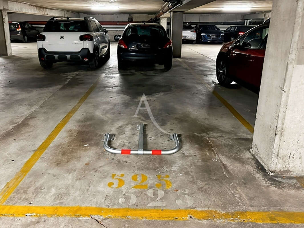 Parking à MAISONS-ALFORT