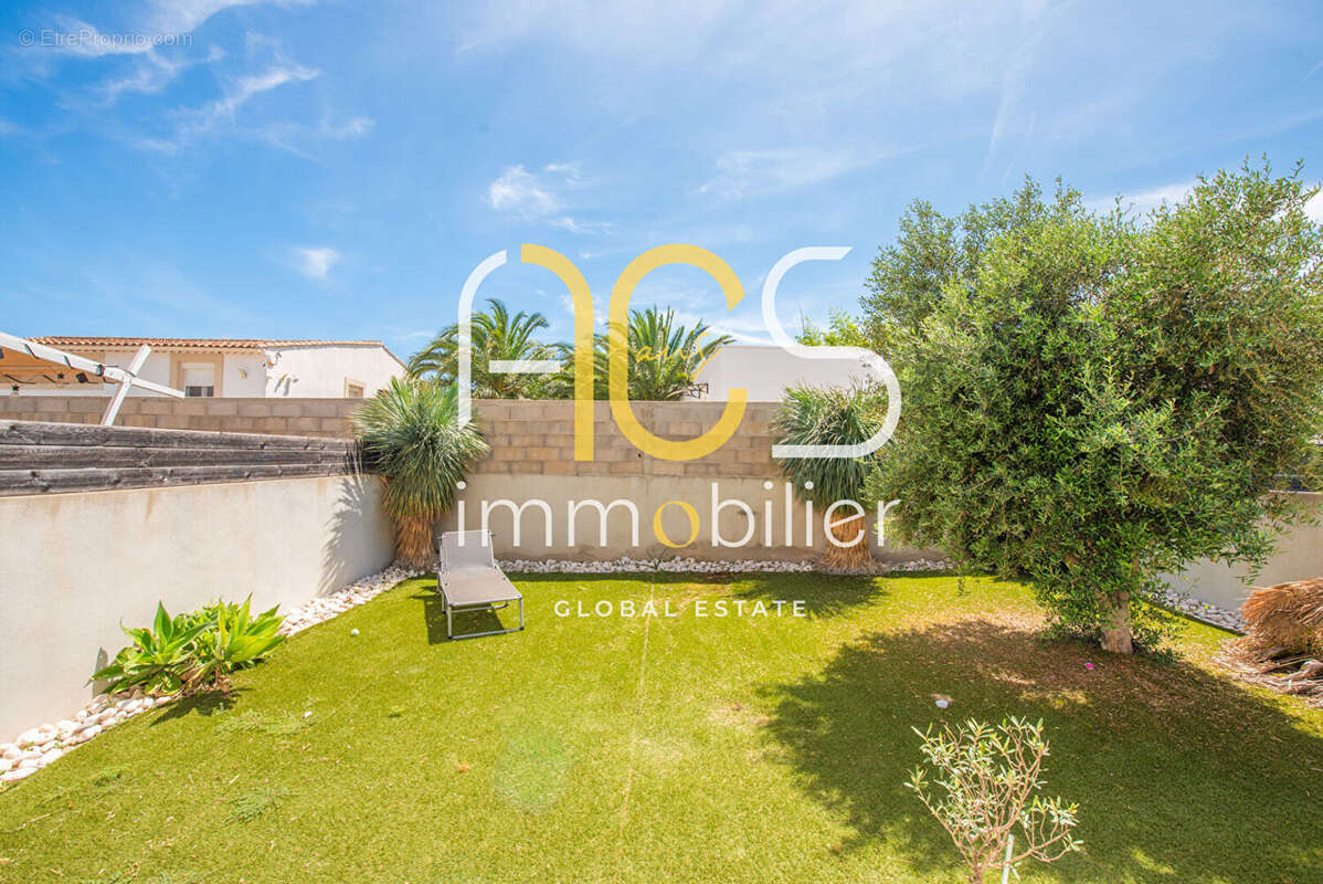 Maison à CHATEAUNEUF-LES-MARTIGUES