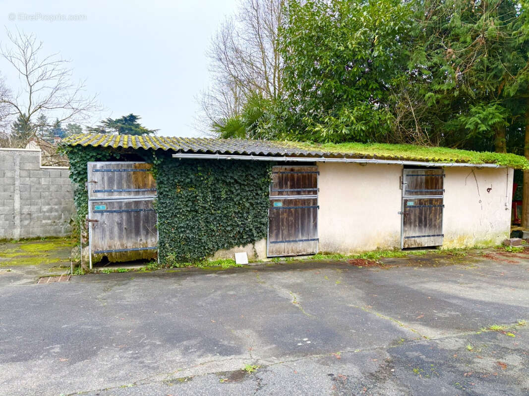 Maison à VERNOU-SUR-BRENNE