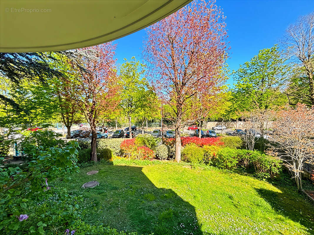 Appartement à CHATENAY-MALABRY