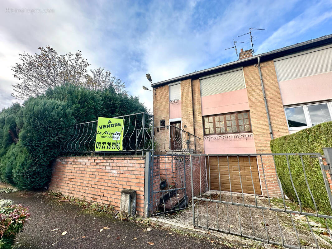 Maison à SAINT-SAULVE