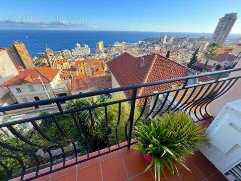Appartement à BEAUSOLEIL