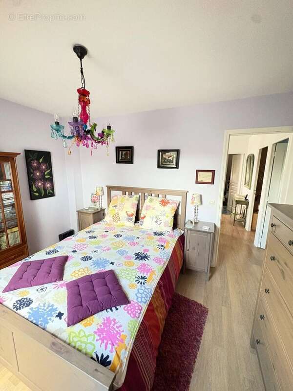 Maison à VIGNEUX-SUR-SEINE