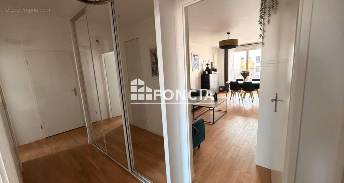 Appartement à AUBERVILLIERS