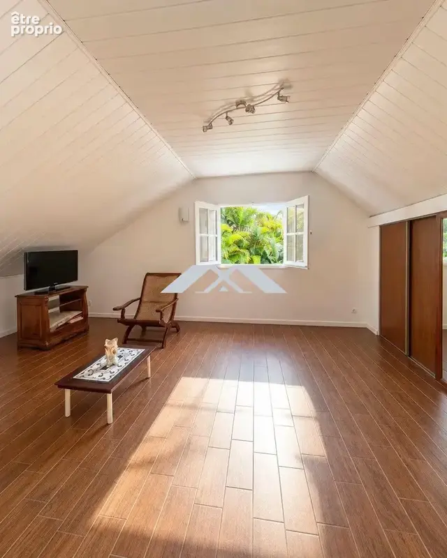Maison 6 pièces 140 m² à vendre à Saint-Joseph (97480) - photo 7